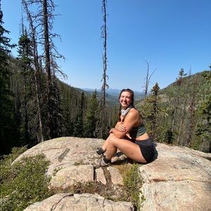 Meet your Posher, Megan